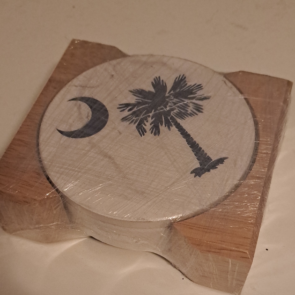Source Unknown Palm Tree and Crescent Moon Coasters - White and Brown